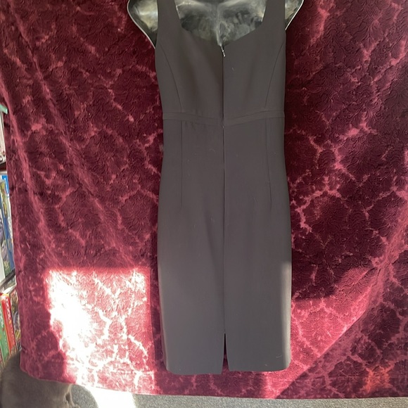 Tahari dress - Picture 2 of 3